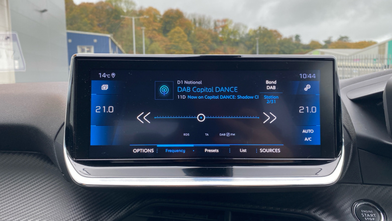 Peugeot 2008 1.2 PureTech Allure Premium 5dr Petrol Estate